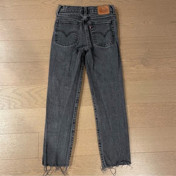 Levi’s Wedgie Straight jeans - Picture 3 of 9